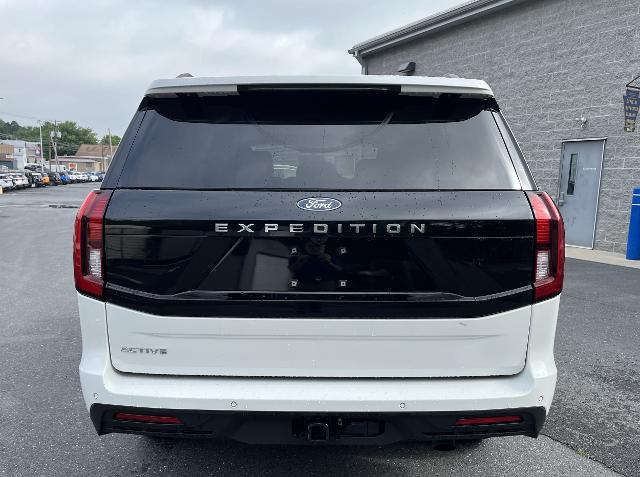 2025 Ford Expedition - $53,800