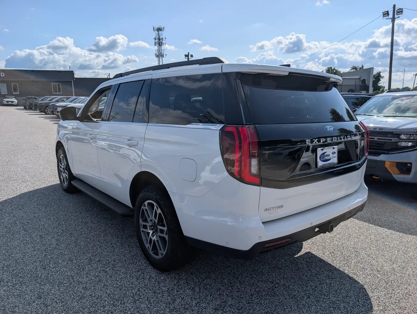 2025 Ford Expedition - $54,500