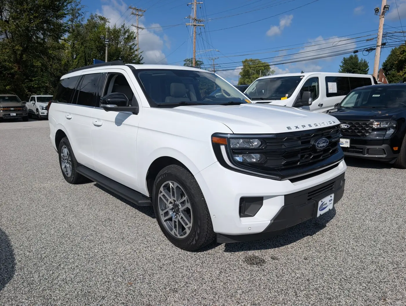 2025 Ford Expedition - $54,500
