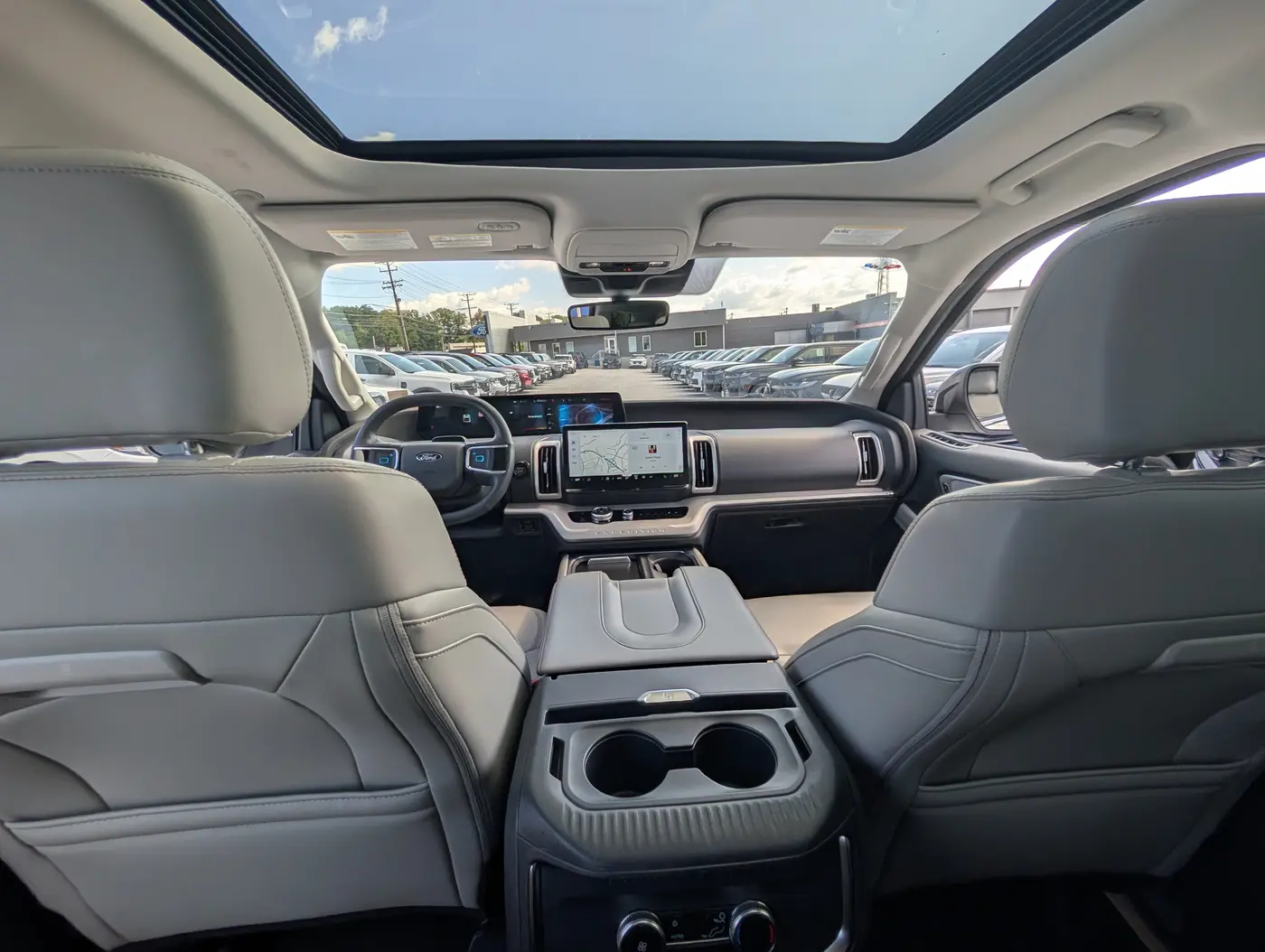 2025 Ford Expedition - $54,500