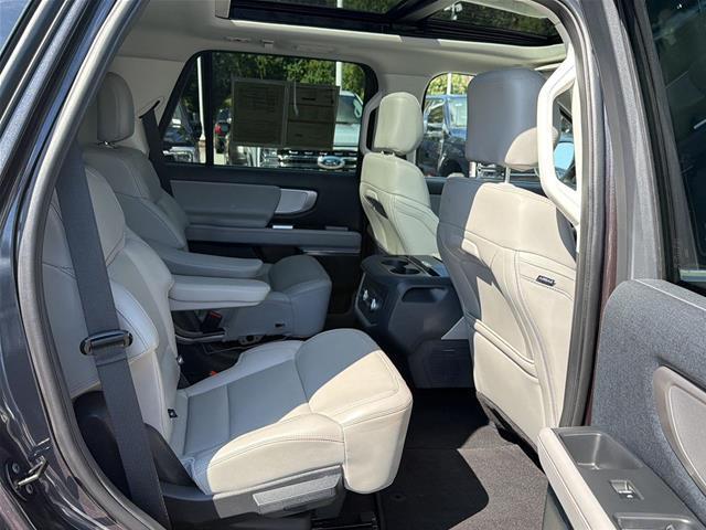 2025 Ford Expedition - $57,700