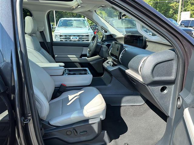 2025 Ford Expedition - $57,700