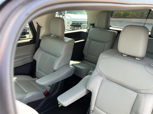 2025 Ford Expedition - $57,700