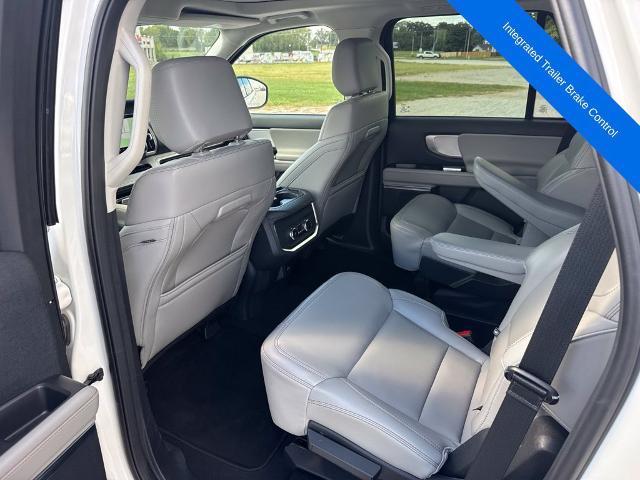 2025 Ford Expedition - $58,500