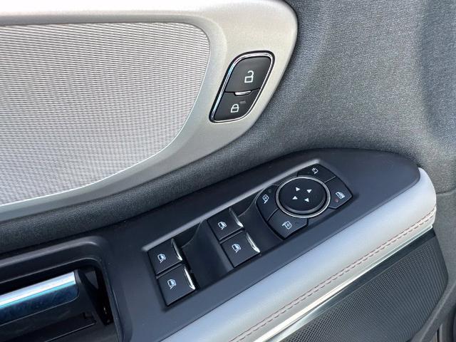 2025 Ford Expedition - $58,500