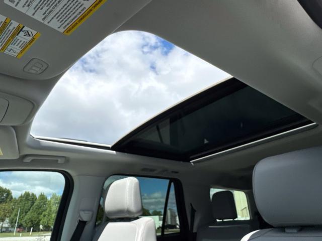 2025 Ford Expedition - $58,500