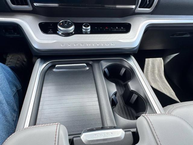 2025 Ford Expedition - $58,500
