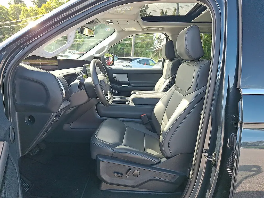 2026 Ford Expedition - $68,995