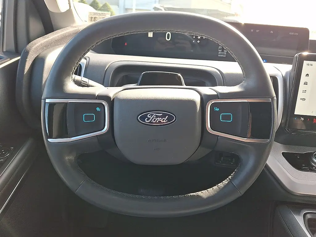 2026 Ford Expedition - $68,995