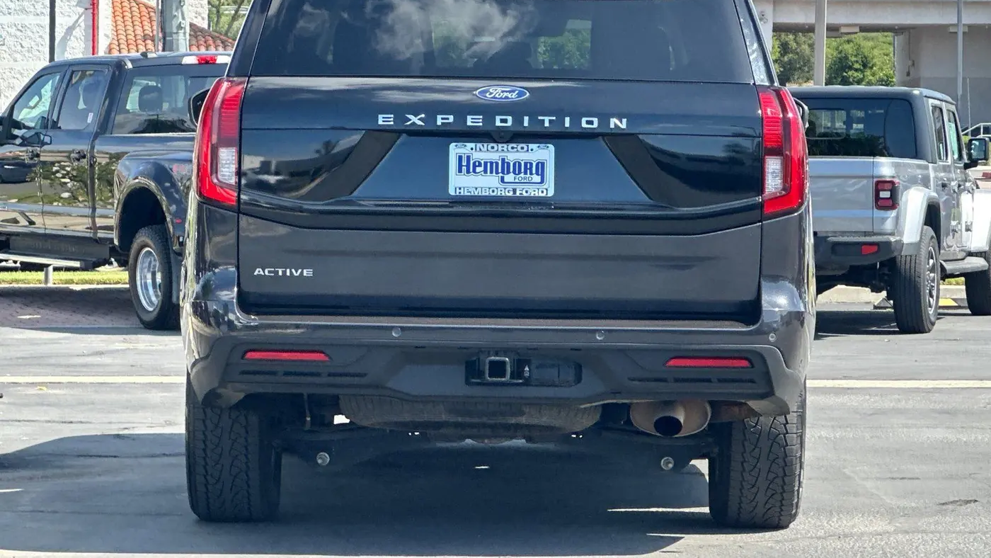 2025 Ford Expedition Active