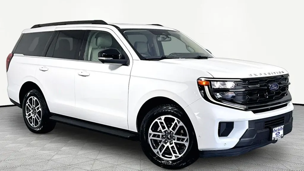 Preowned 2025 Ford Expedition Active for Sale