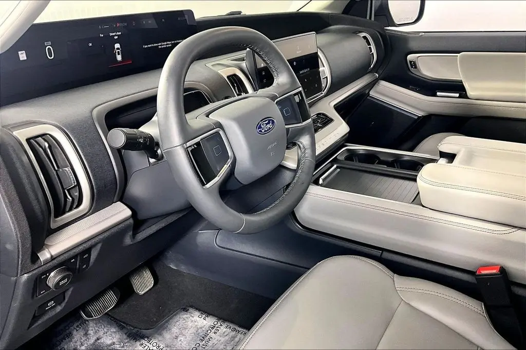 2025 Ford Expedition - $60,941