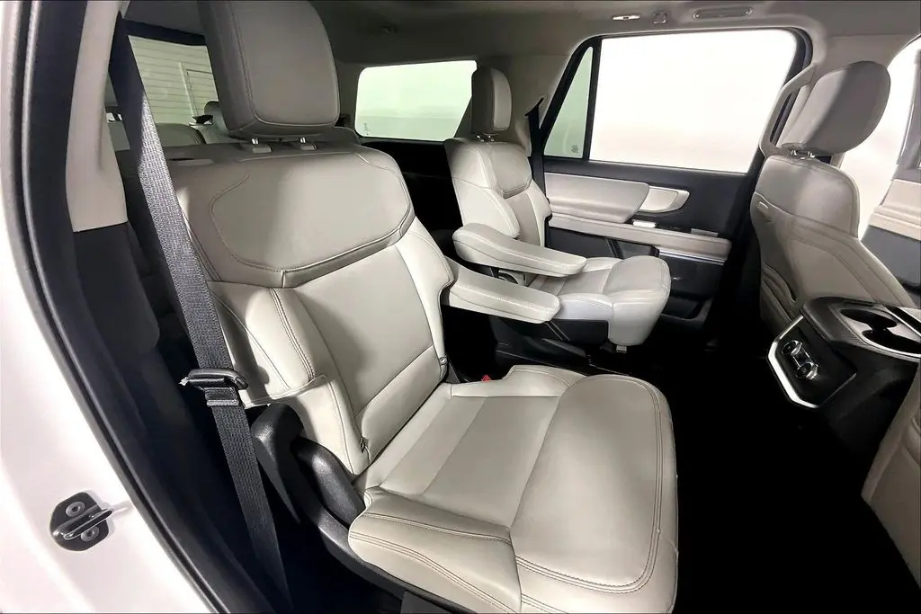 2025 Ford Expedition - $60,941