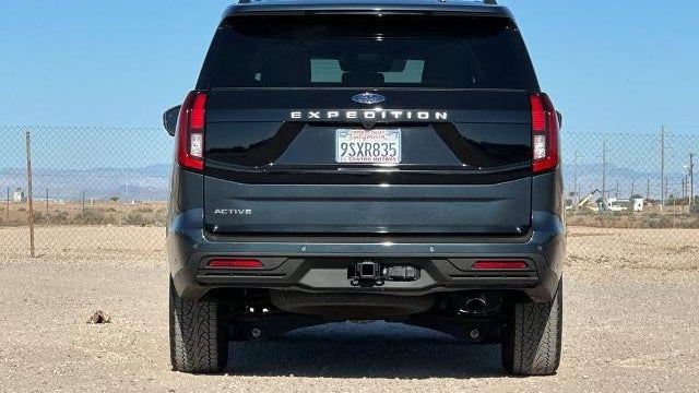 2025 Ford Expedition Active