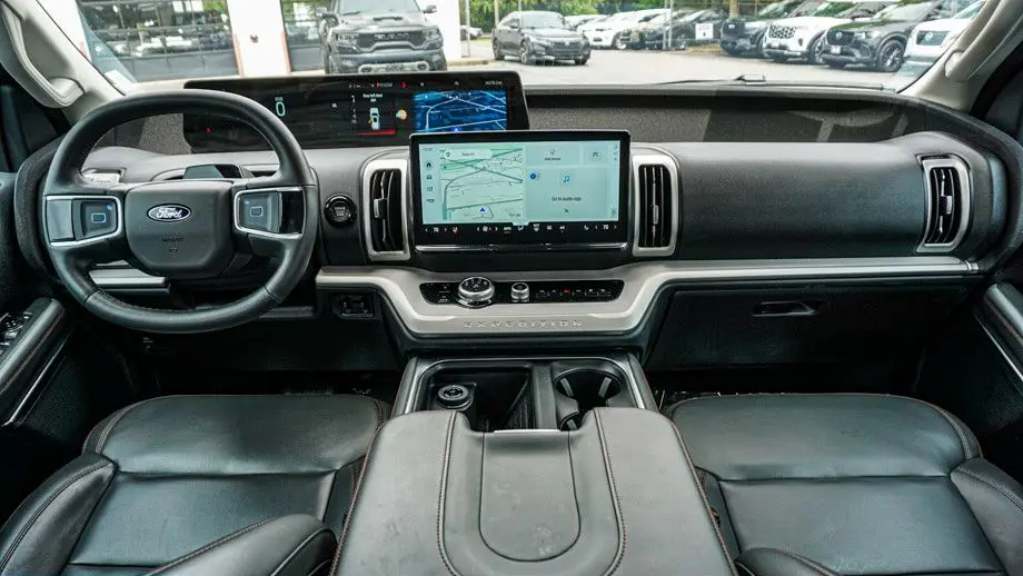 2025 Ford Expedition Active