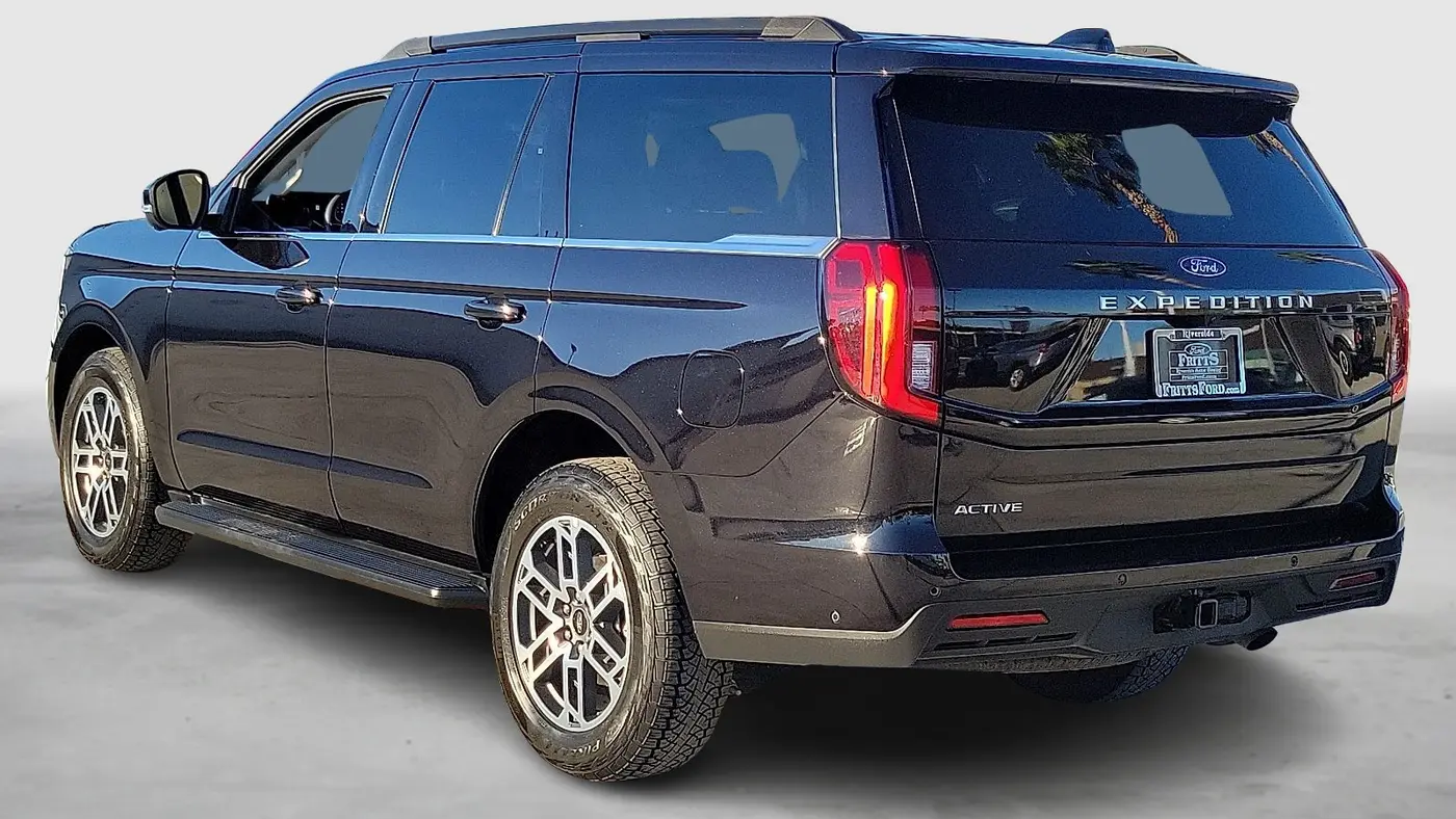 2025 Ford Expedition Active