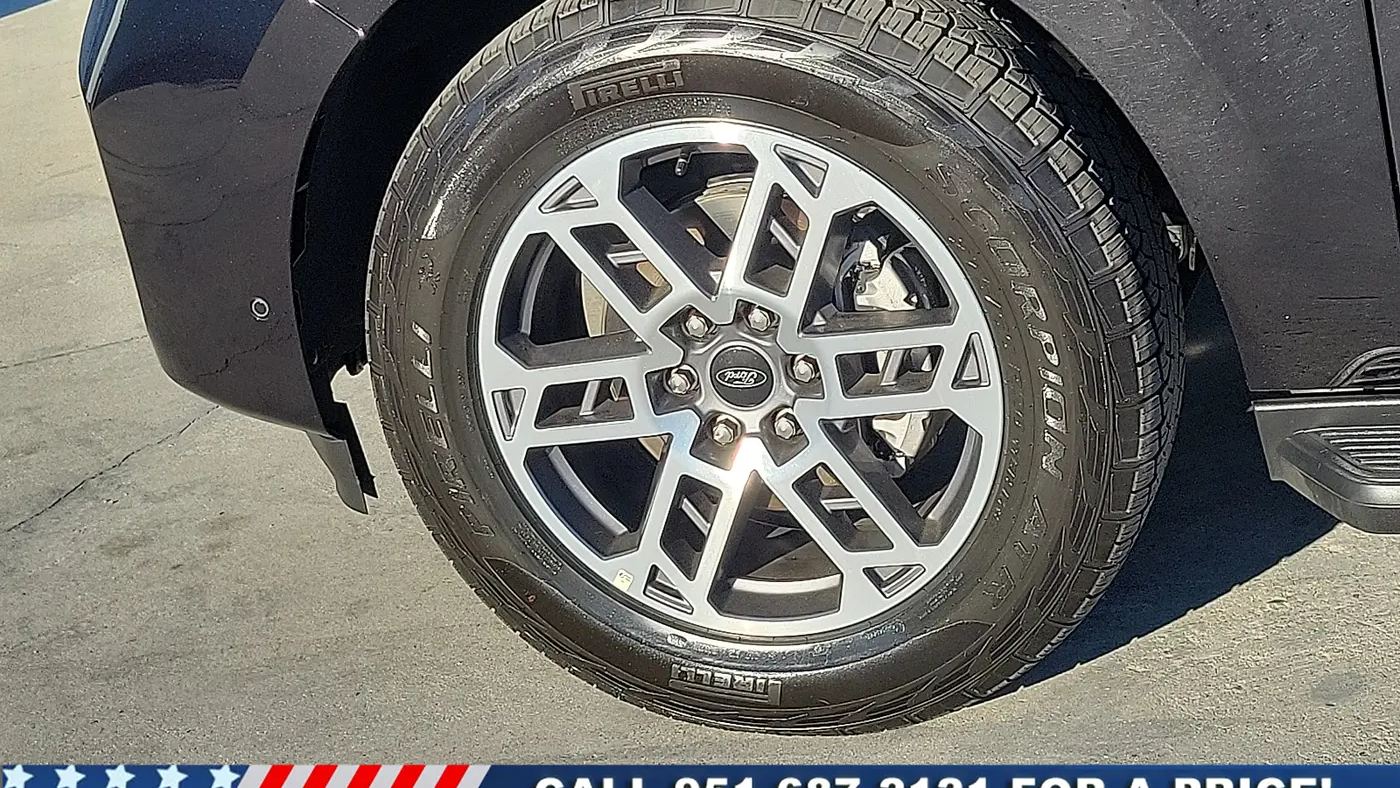 2025 Ford Expedition Active