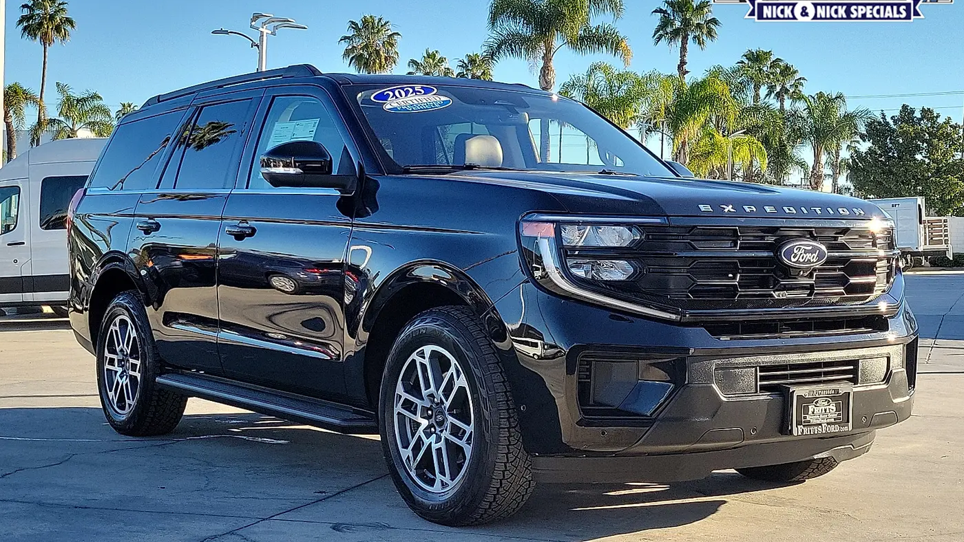 2025 Ford Expedition Active
