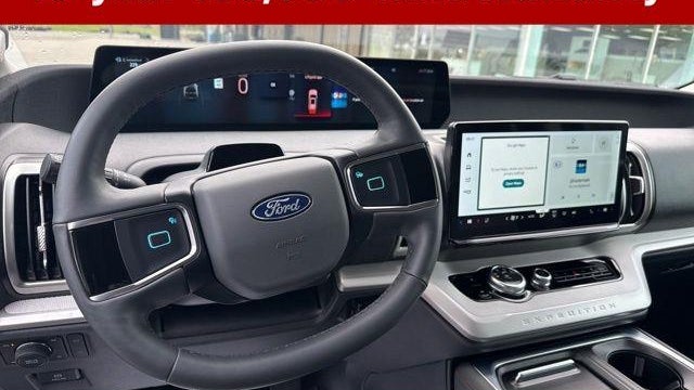 2025 Ford Expedition Active