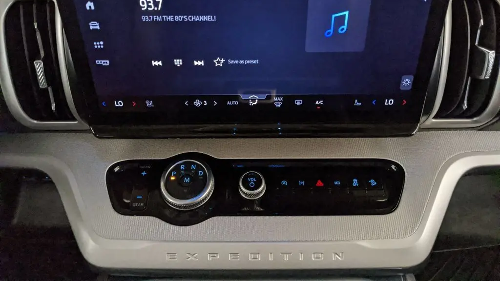 2025 Ford Expedition Active