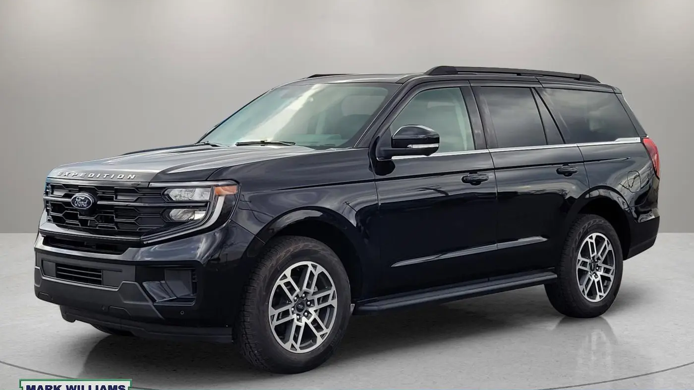 2026 Ford Expedition Active