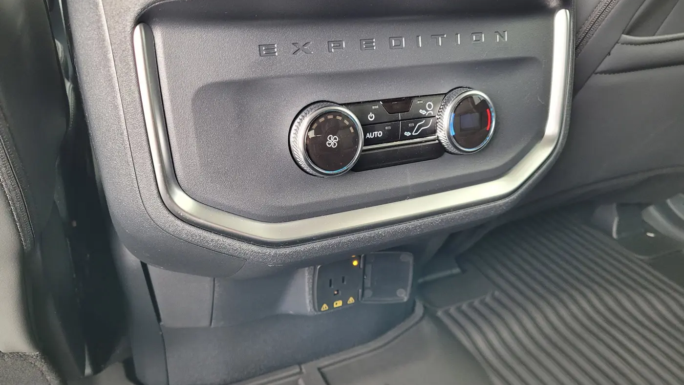2026 Ford Expedition Active