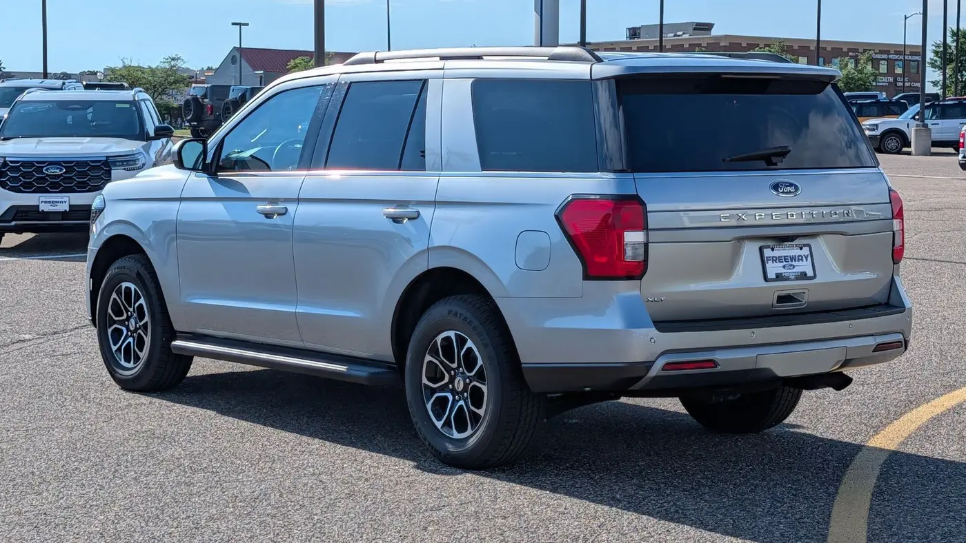 2024 Ford Expedition XLT