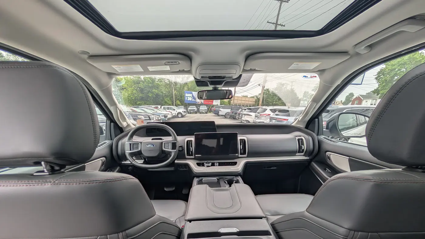 2025 Ford Expedition Active