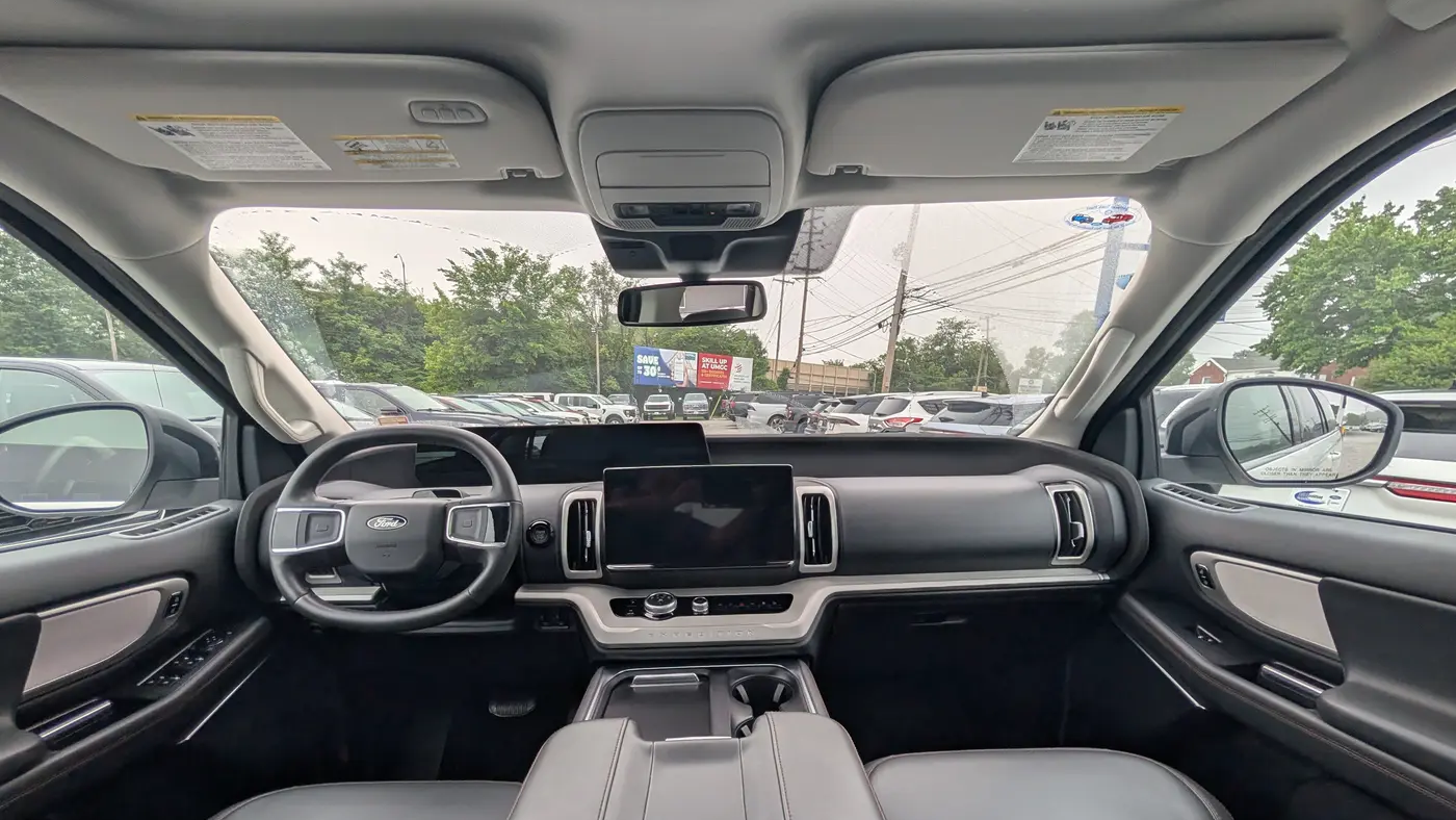 2025 Ford Expedition Active