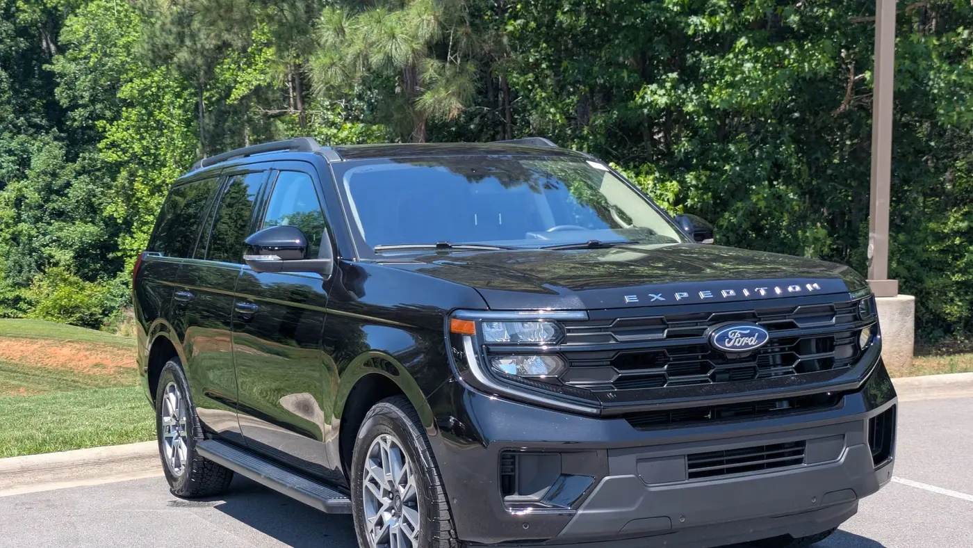 2025 Ford Expedition Active
