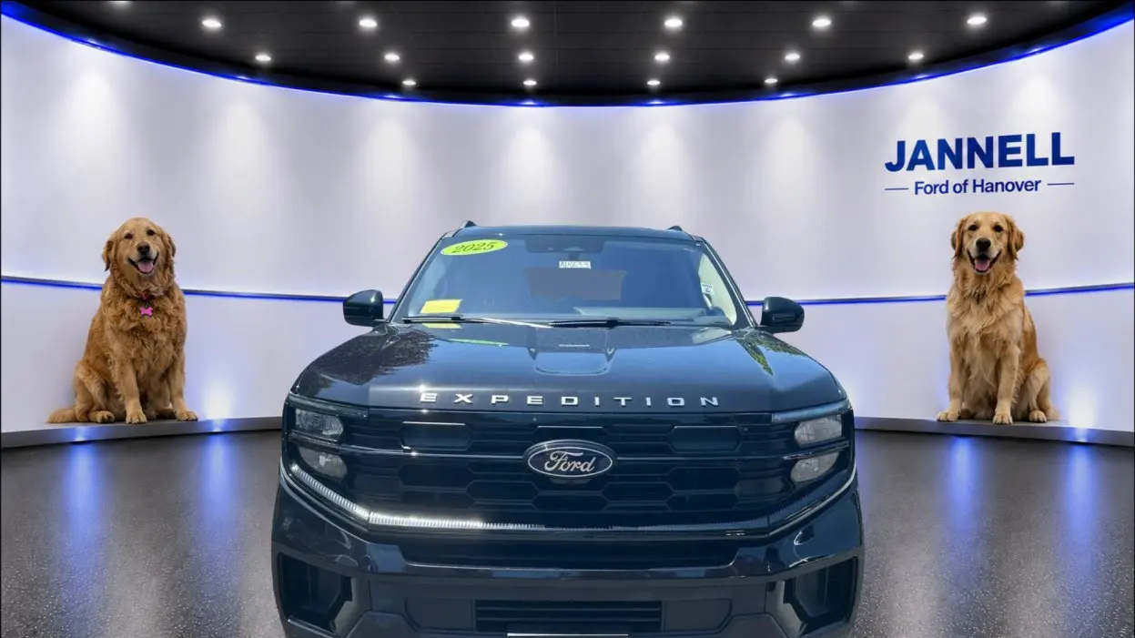 2025 Ford Expedition Active