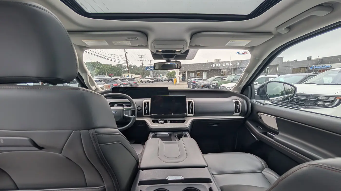 2025 Ford Expedition Active