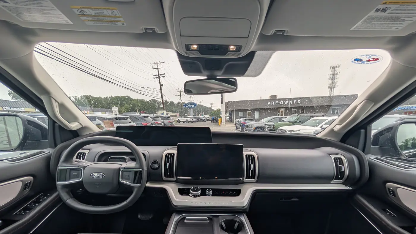 2025 Ford Expedition Active