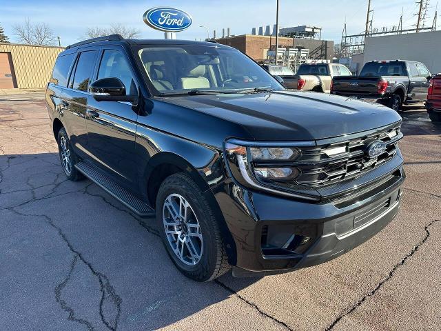 2025 Ford Expedition - $58,900
