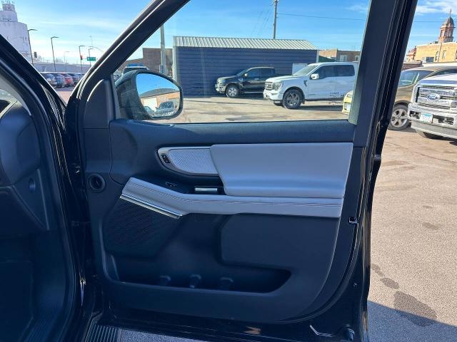 2025 Ford Expedition - $58,900