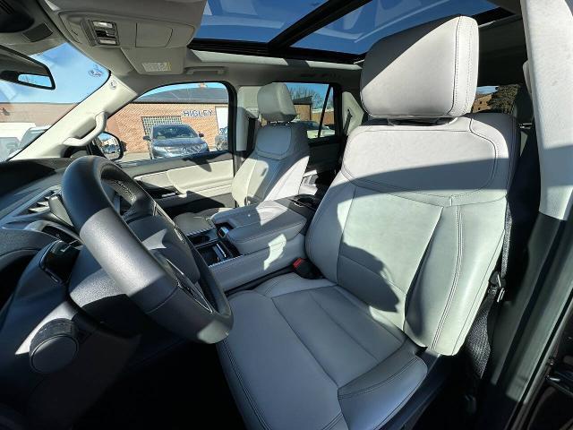 2025 Ford Expedition - $58,900