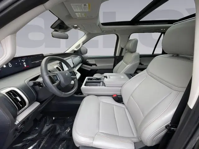 2025 Ford Expedition - $52,900