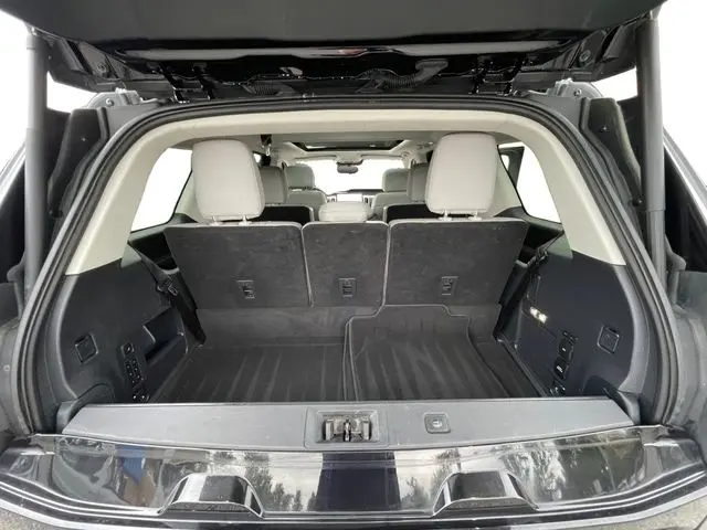 2025 Ford Expedition - $52,900