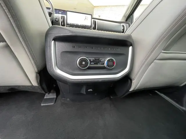 2025 Ford Expedition - $52,900