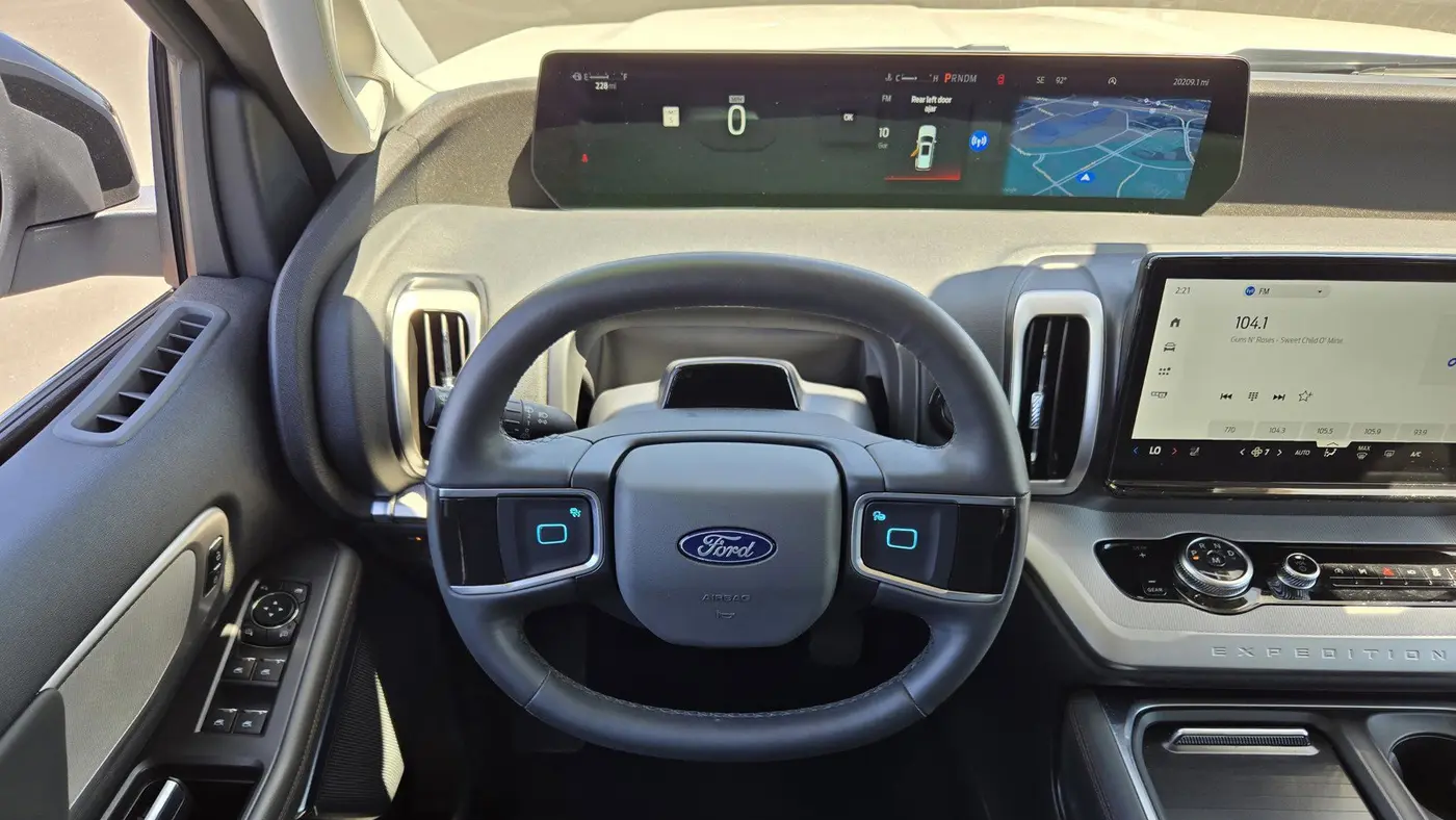 2025 Ford Expedition Active