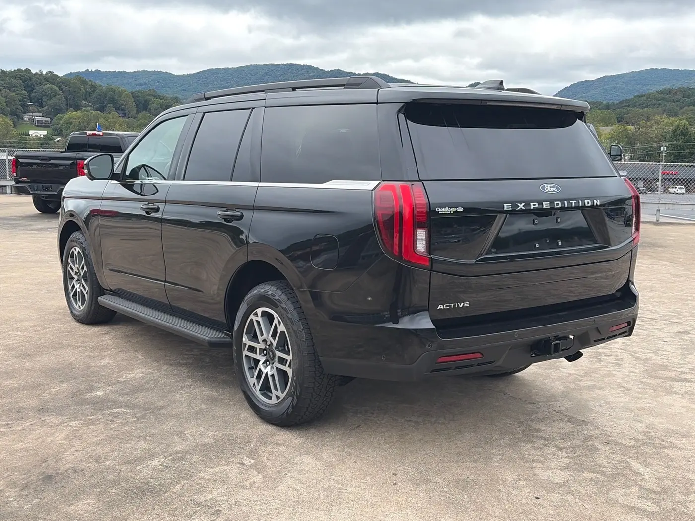2025 Ford Expedition - $55,700