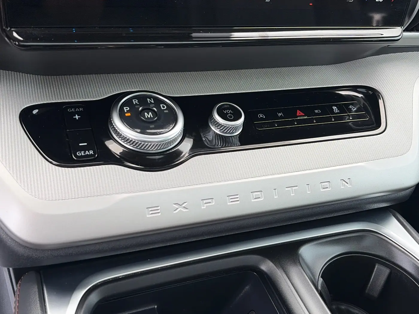 2025 Ford Expedition - $55,700