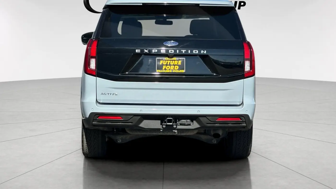 2025 Ford Expedition Active