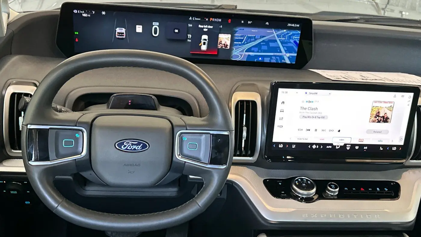 2025 Ford Expedition Active