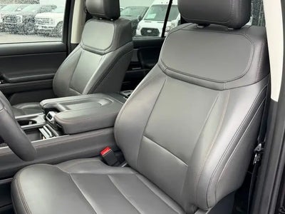 2025 Ford Expedition 4X4 Active 4DR SUV