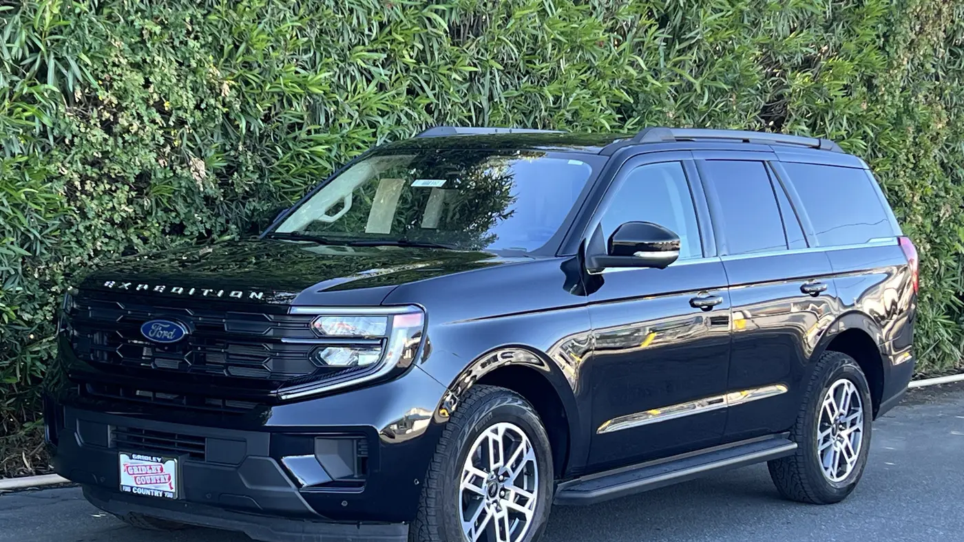 2025 Ford Expedition Active