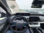 2025 Expedition Thumbnail 32