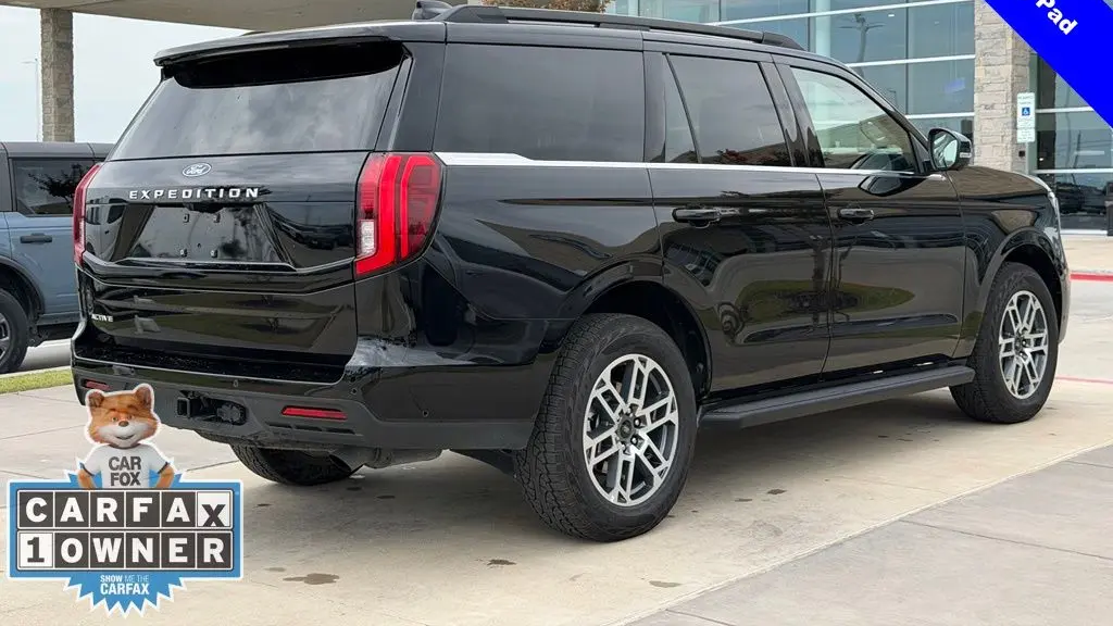 2025 Ford Expedition Active