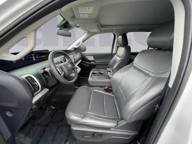 2025 Ford Expedition - $57,900