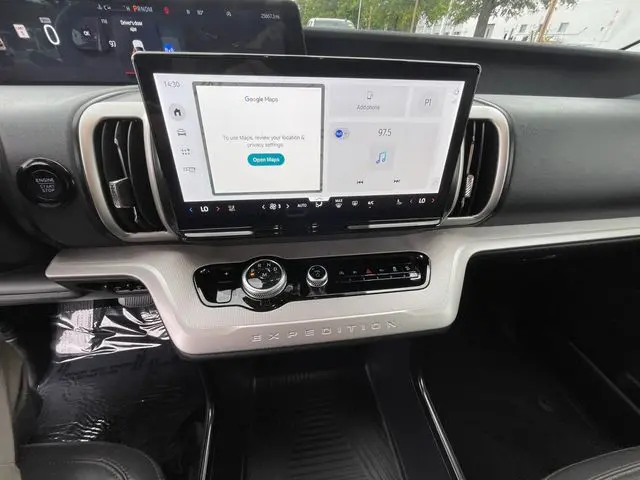 2025 Ford Expedition - $57,900